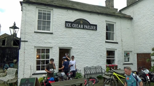 Reeth ice‑cream parlour where certain individuals nearly started a game of draughts