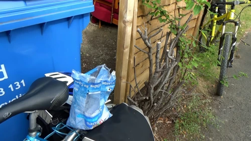 Michael’s bag of ice cubes at Helmsley Youth Hostel—good for only half an hour.