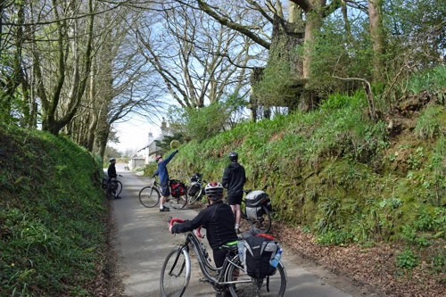 13 Apr 2017 · North Cornwall Coast: Day 1: Home to Tintagel YH