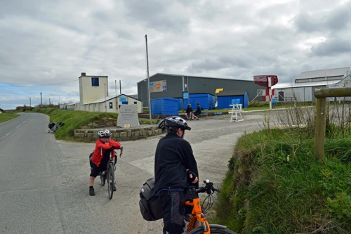 13 Apr 2017 · North Cornwall Coast: Day 1: Home to Tintagel YH