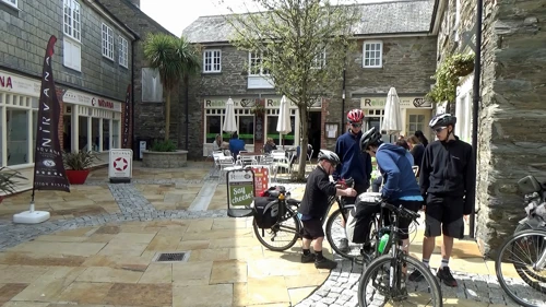14 Apr 2017 · North Cornwall Coast: Day 2: Tintagel to Treyarnon YH