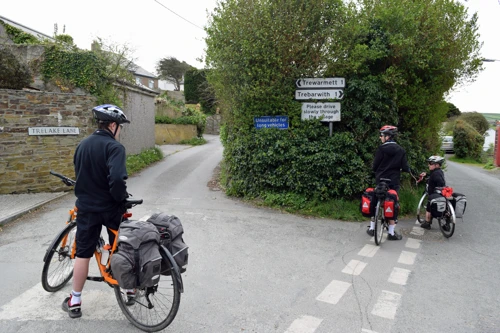 14 Apr 2017 · North Cornwall Coast: Day 2: Tintagel to Treyarnon YH