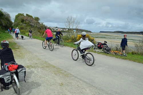 14 Apr 2017 · North Cornwall Coast: Day 2: Tintagel to Treyarnon YH