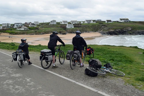 15 Apr 2017 · North Cornwall Coast: Day 3: Treyarnon to Perranporth YH