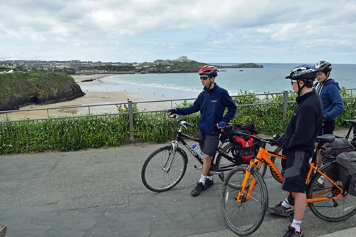 15 Apr 2017 · North Cornwall Coast: Day 3: Treyarnon to Perranporth YH