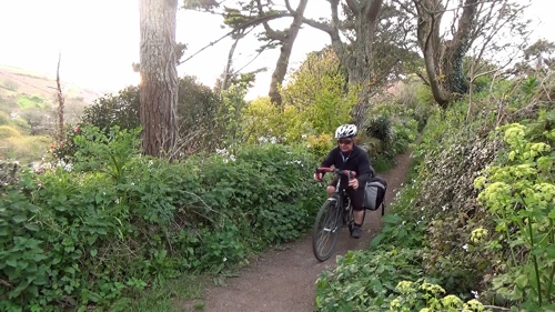 16 Apr 2017 · North Cornwall Coast: Day 4: Perranporth to Land's End YH