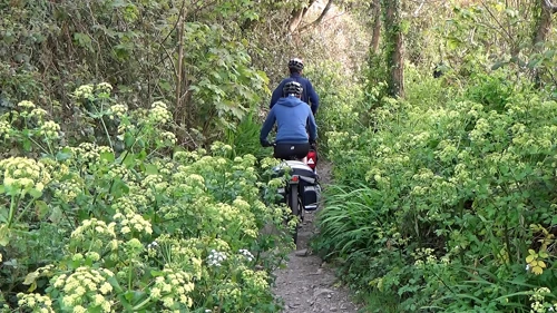 16 Apr 2017 · North Cornwall Coast: Day 4: Perranporth to Land's End YH
