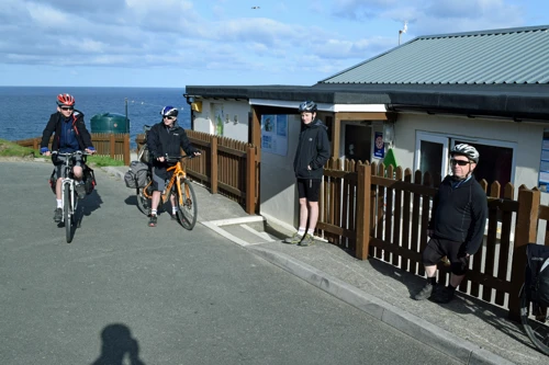 16 Apr 2017 · North Cornwall Coast: Day 4: Perranporth to Land's End YH