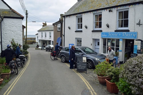 Leaving Jessie's Dairy, Mousehole, after lunch.