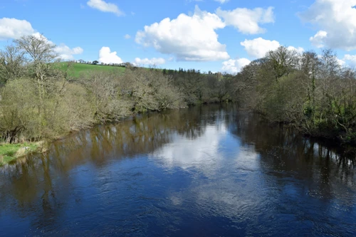 02 Apr 2017 · Staverton