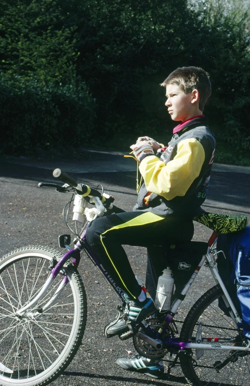 17 Apr 1990 · Cornish Coast: Day 2 Golant to Boswinger