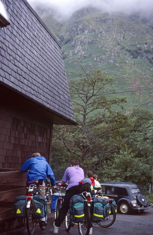 22 Aug 1990 · Scottish Highlands and Islands: Day 3 Glen Nevis to Garramore