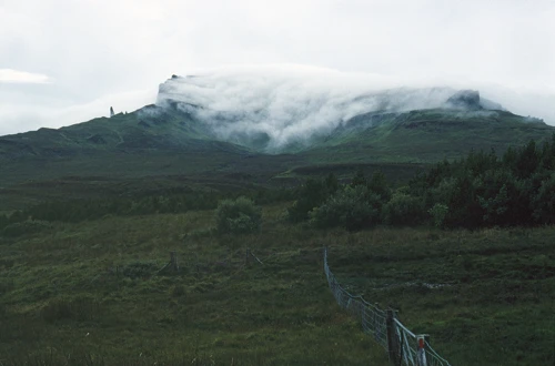 24 Aug 1990 · Scottish Highlands and Islands: Day 5 Raasay to Lochmaddy