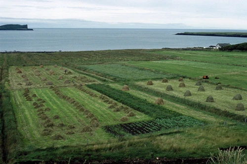 24 Aug 1990 · Scottish Highlands and Islands: Day 5 Raasay to Lochmaddy