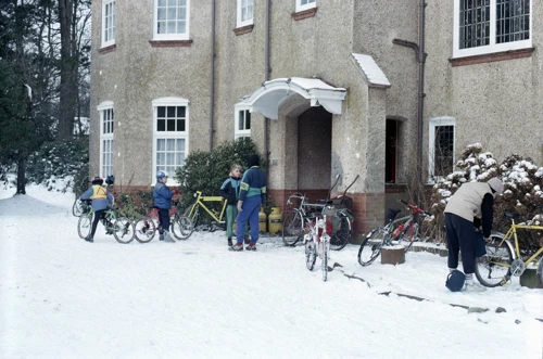 09 Feb 1991 · Crowcombe Youth Hostel: Day 1