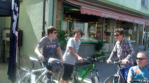 Lawrence is pleased that his bottom bracket no longer creaks outside the Unterseen, Interlaken bike shop