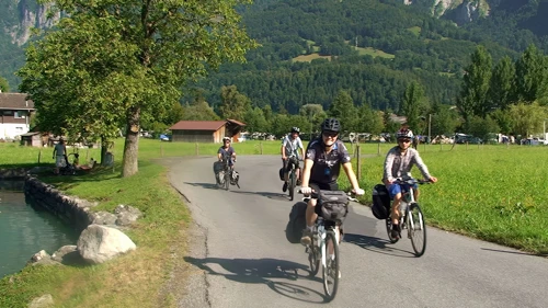 Leaving Brienz on Seestrasse after our visit to the Coop - 1.7 miles into the ride and 567m above sea level