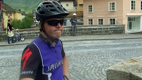 Ash watches the elderly tourists enjoying the horse and trap in Andermatt with perhaps a tinge of pity!