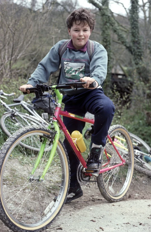 21 Apr 1991 · Curtisknowle